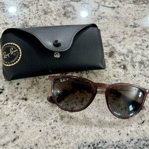 RAY BAN ERIKA SUNGLASSES IN BROWN! LIKE NEW!